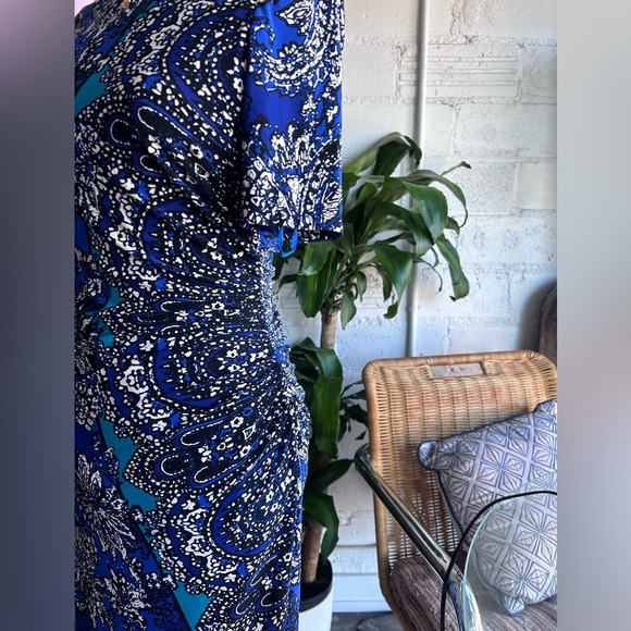 Jones NY Vibrant Blue Dress - Picture 6 of 8